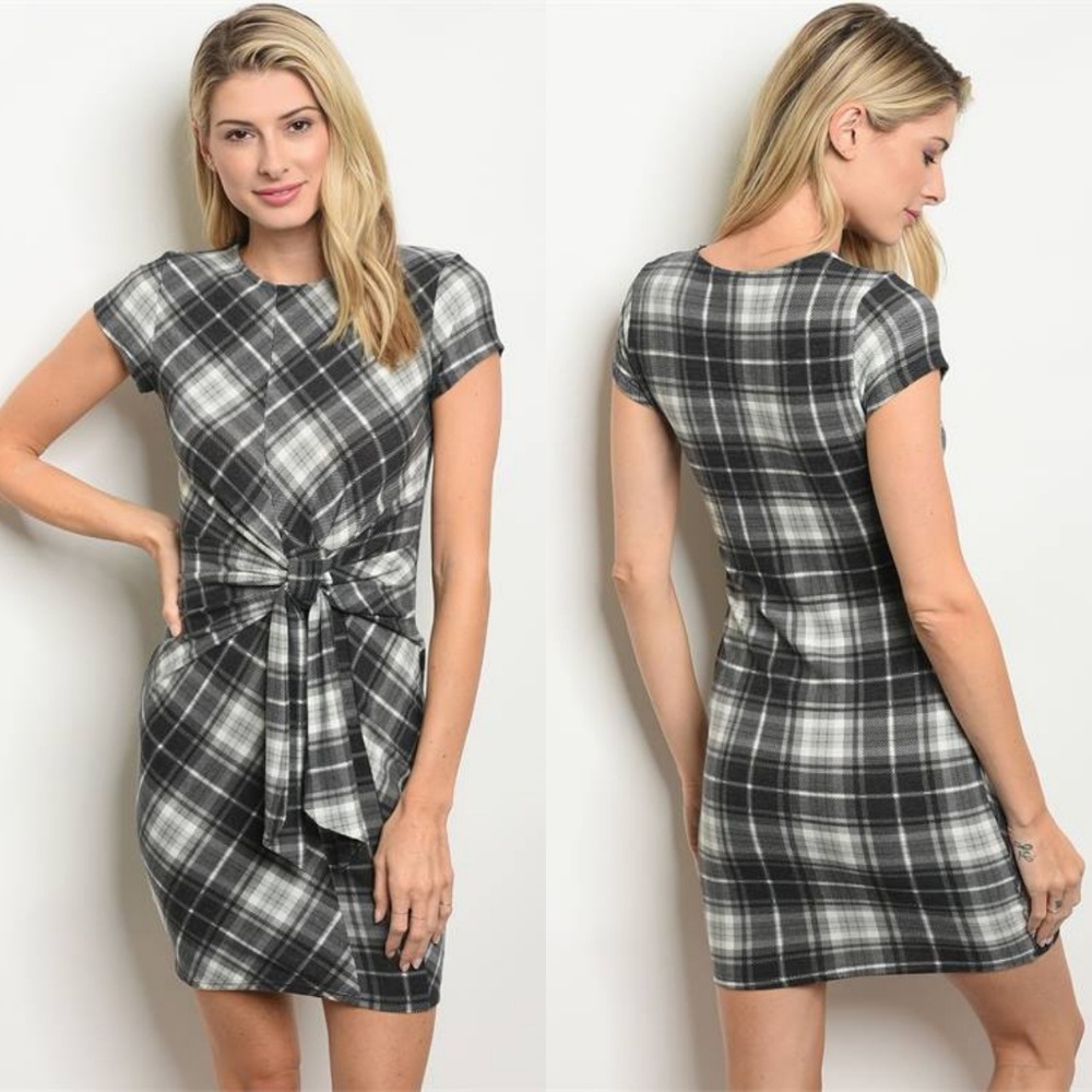NEW GIRL PLAID FRONT TIE MINI DRESS in BLACK